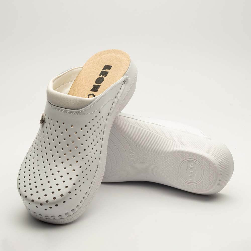Saboti medicali, unisex, din piele, alb, Leon New